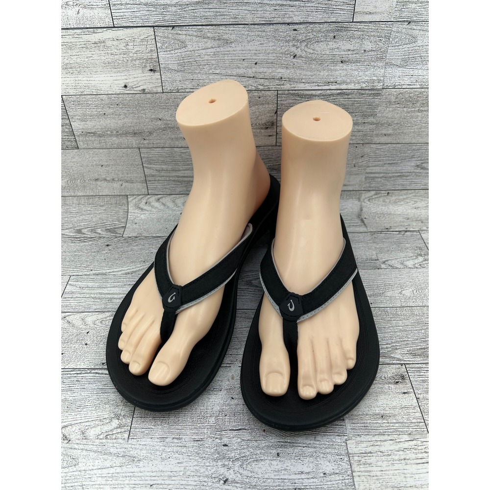 OluKai Black Thong Sandals